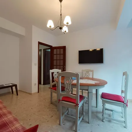 Apartamento Planta Primera Plaza De Arriba